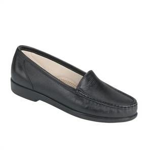 NEW SAS women's simplify shoes - slim in black
